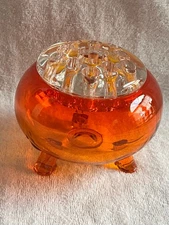 VINTAGE MCM VIKING GLASS AMBERINA FLOWERLITE 3 TOE FOOTED FLOWER FROG