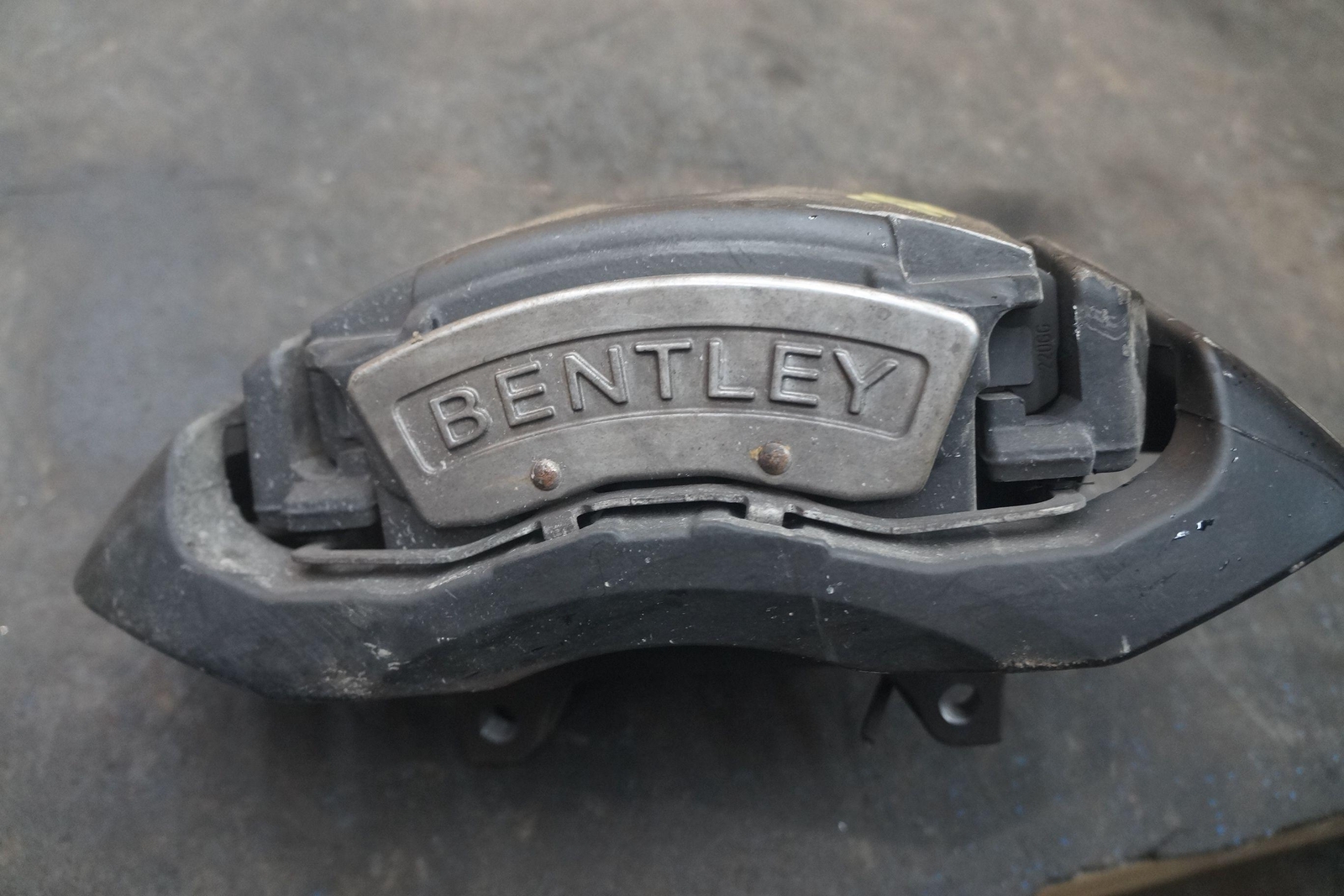 Front Right Brake Caliper & Bracket OEM Bentley Continental GTC 2016