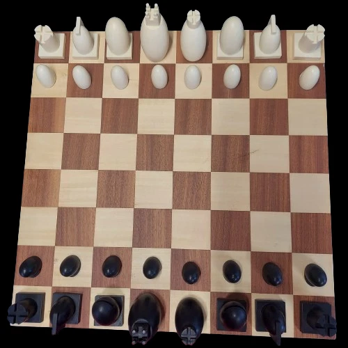 2013 Michael Graves Two Tone Chess & Checkers Set 16.5" X 16.5" Beautiful Piece - Image 4 of 4