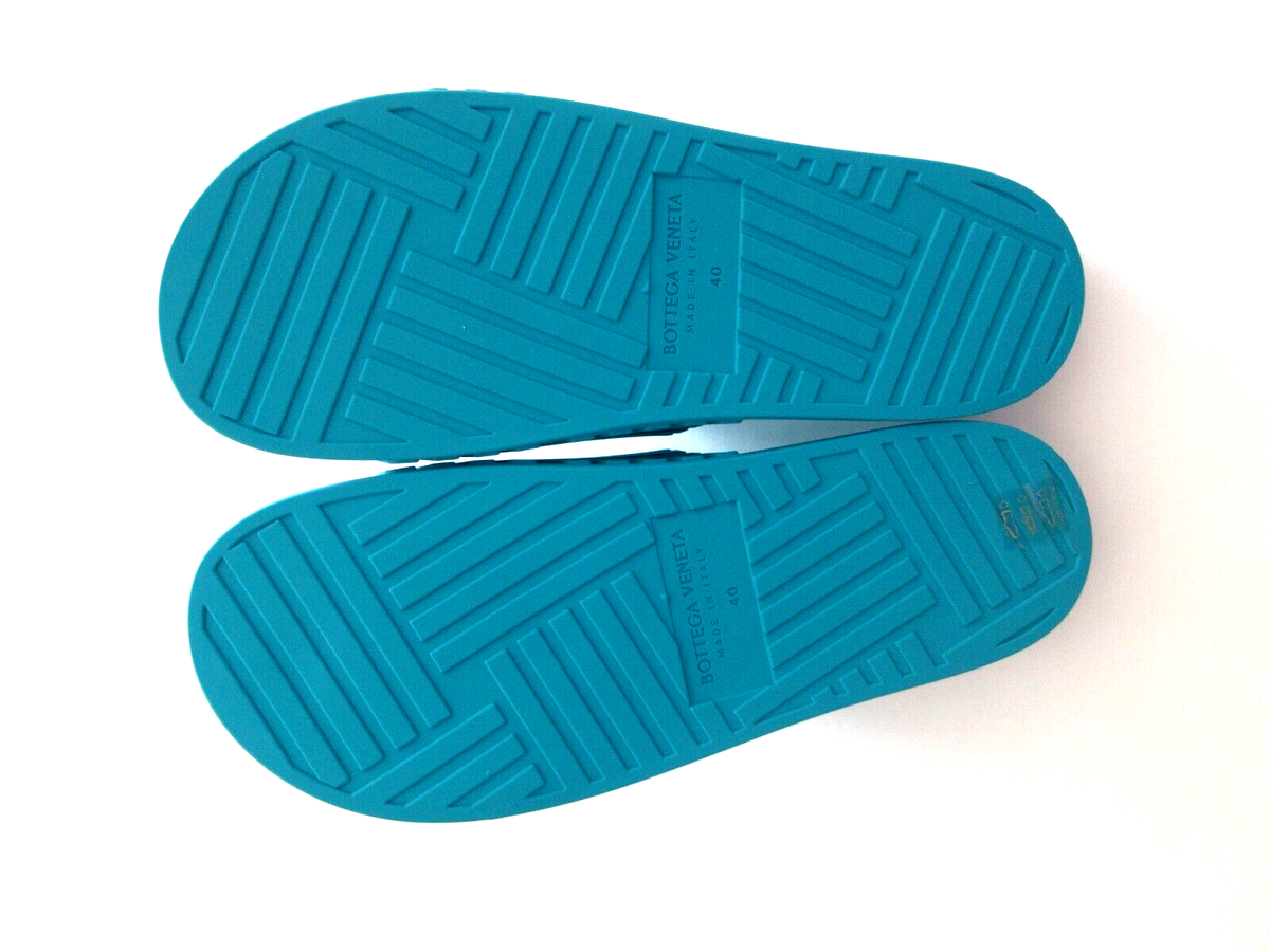 $390 Bottega Veneta Women's Rubber Pool Slides Amalfi blue size 10