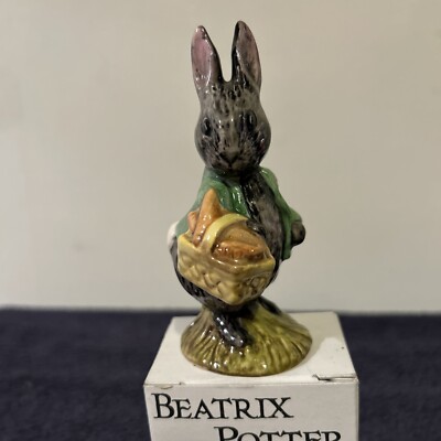 Beswick LITTLE BLACK RABBIT im Originalkarton P 2585