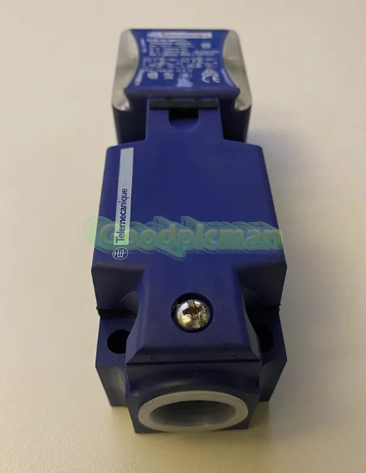 New TELEMECANIQUE XS8C4A1MPG13 Rectangular Proximity Sensor - Image 2 of 4
