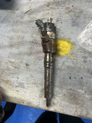 FUEL INJECTOR 23324678 Volvo Penta D6 Marine Diesel Engine K-2
