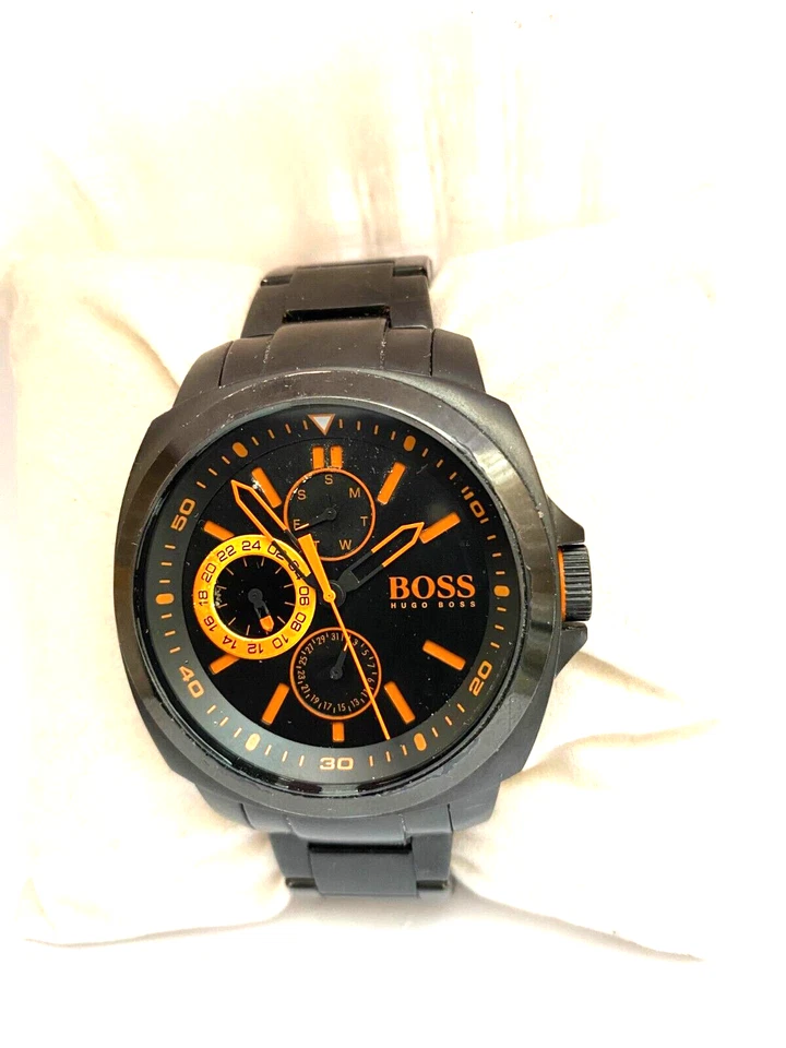 Мужские винтажные кварцевые часы Hugo Boss день и дата 30 MT WR браслет HB2291342702 - Изображение 3 из 4