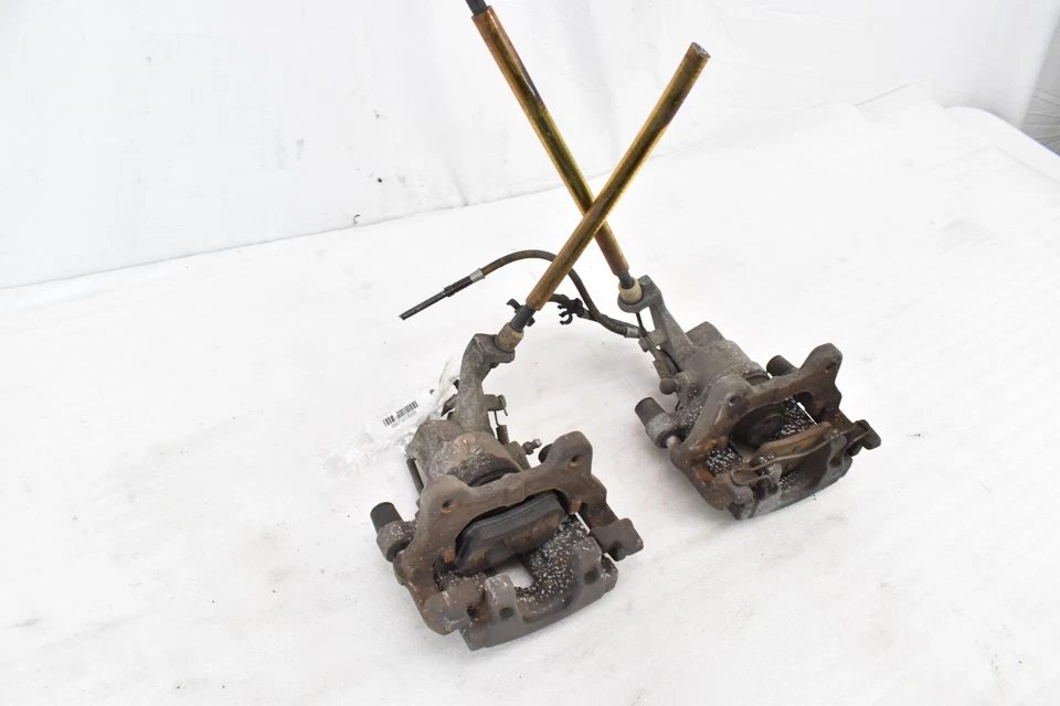 ❤️ PAR DE PINZAS DE FRENO TRASERAS IZQUIERDA Y DERECHA JAGUAR XJ XKR XF 2010-2015 OEM Foto 3 de 4