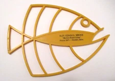 VINTAGE RUSS CONOCO SERVICE STORDEN, MINN. GAS STATION ADVERTISING FISH TRIVET