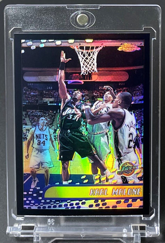 Karl Malone [Black Refractor] #120 2001 Topps Chrome card