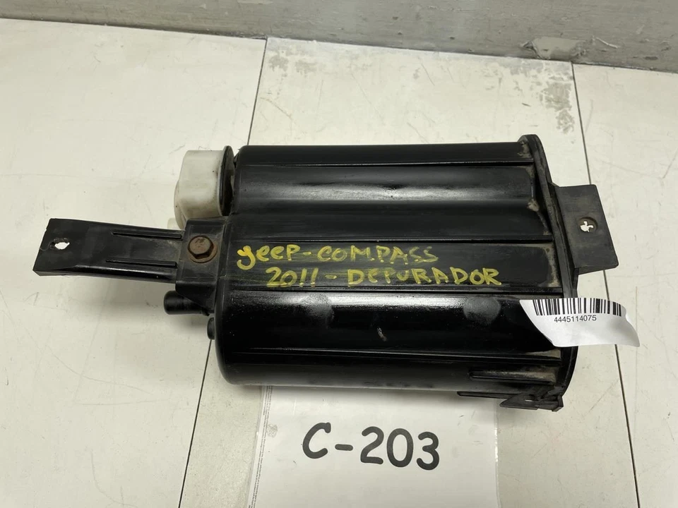 Jeep Compass 2011 bote de carbón de vapor de combustible de 2,4 L OEM+ Foto 4 de 4