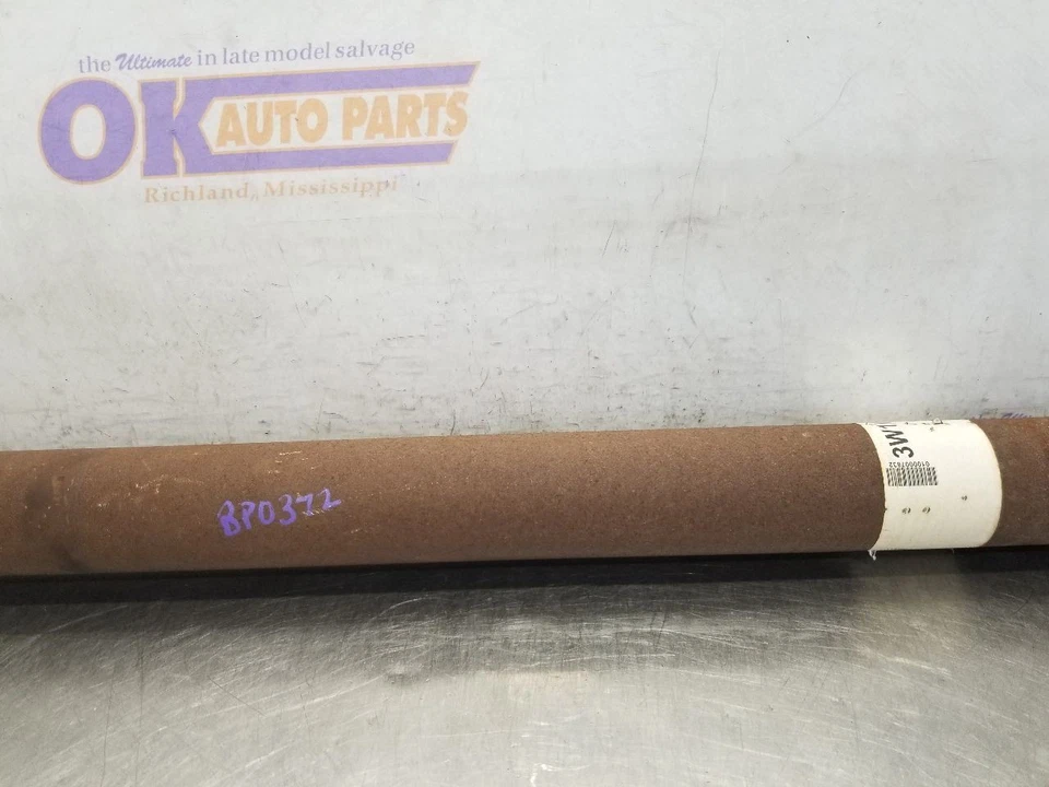 03 2003 LINCOLN TOWN CAR CARTIER 4.6L RWD REAR DRIVE SHAFT 117.7'' WB Foto 4 de 4