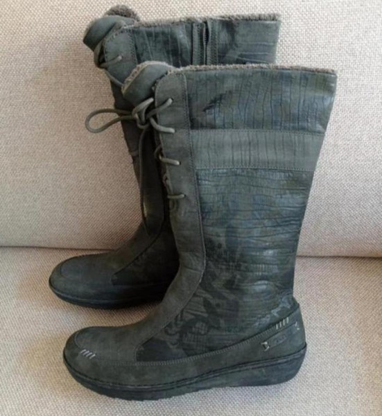 Women Teva Boots Green Nubuck 37.5