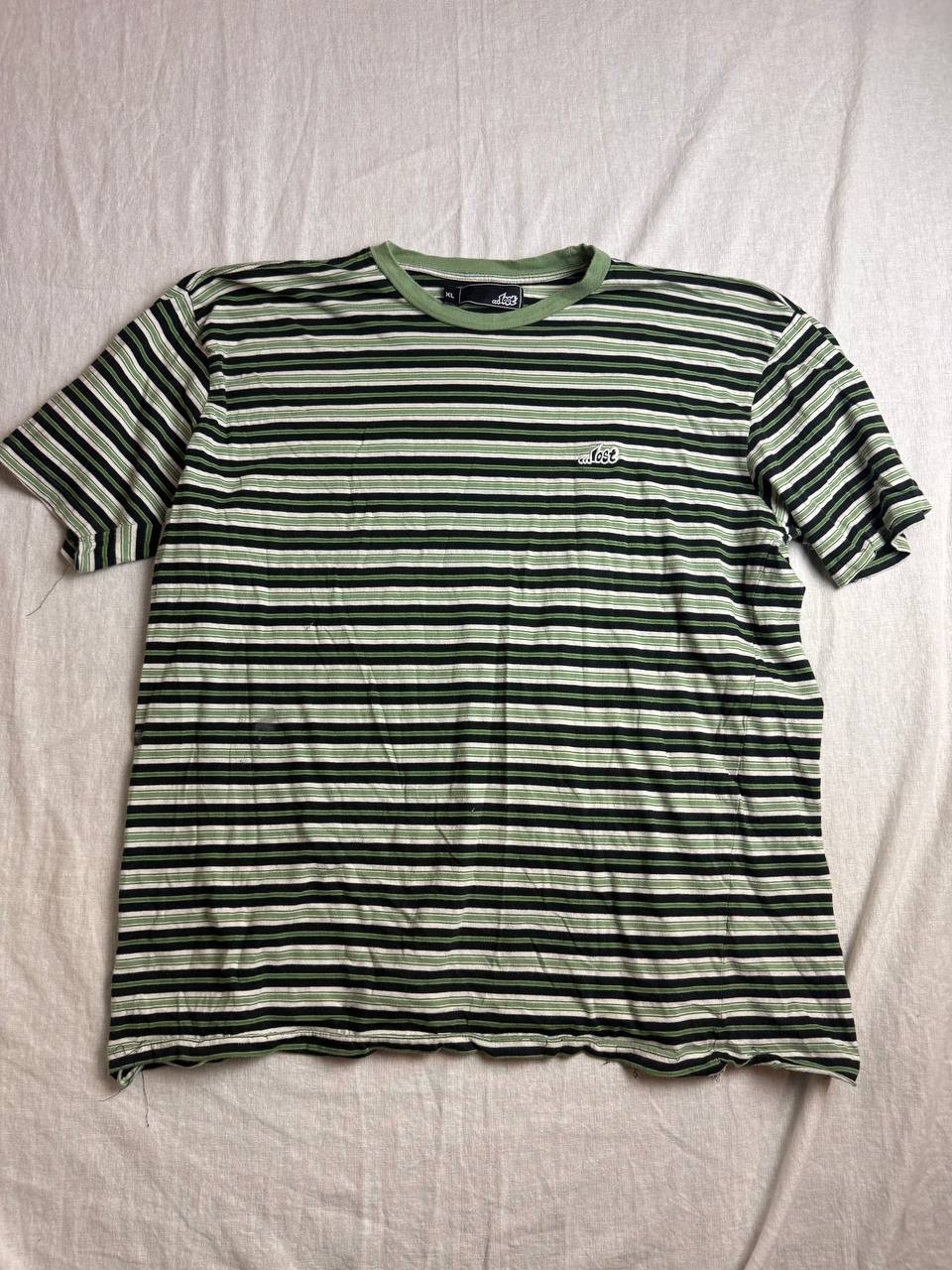 ....Lost T-Shirt Womens Size XL Green Striped Short Sleeve Crew Neck Casual