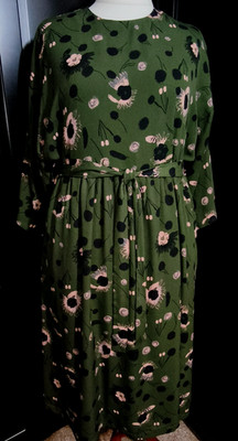 8 SECONDS Damen  Kleid Gr. 46, gefüttert, neu