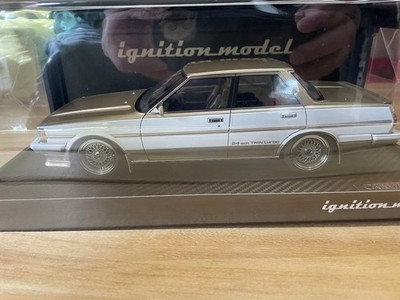 Ignition Model 1/18 Toyota Cresta GX71 Two-Tone Diecast Car Neu