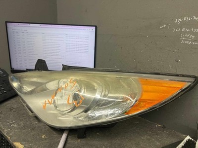 2011 2012 2013 2014 HYUNDAI SONATA Headlamp Assembly Left driver side OEM