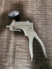 MITYVAC SELECTLINE VACUUM PUMP w/ GAUGE MV8010