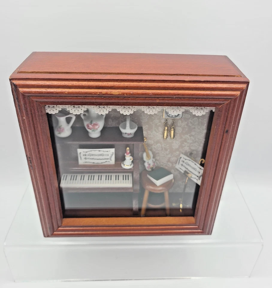 Caja de sombra de porcelana en miniatura para casa de muñecas Reutter sala de música Foto 3 de 4