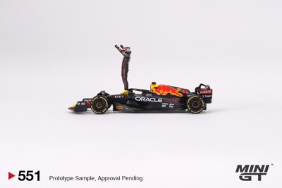 Mini GT 1:64 F1 Red Bull Racing RB18 #11 Sergio Pérez 2022 Monaco