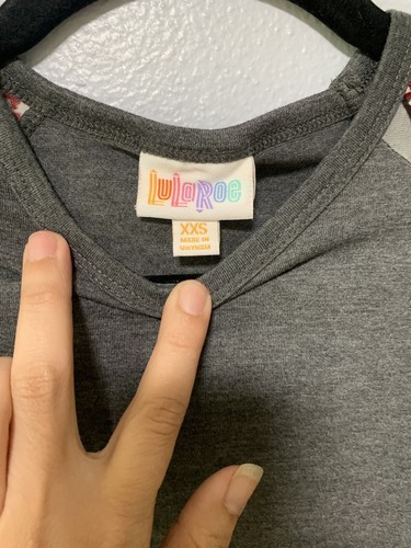 NWT Lularoe Disney Minnie Mouse Randy Top Size XXS Gray Black Red Triangles - Picture 2 of 11