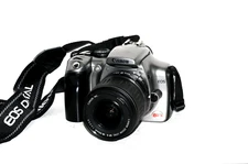 Canon EOS Rebel Digital SLR 6.3 Gb Camera w/ 2 Batteries Charger & 512 card.