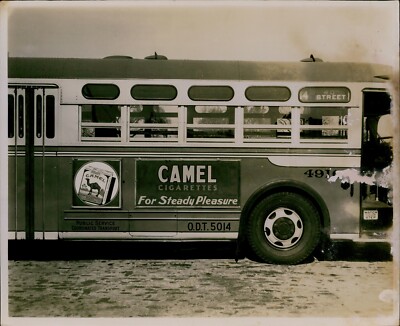GA40 '42 Original Photo CAMEL CIGARETTES Vintage Bus Advertisement Tobacco  Smoke