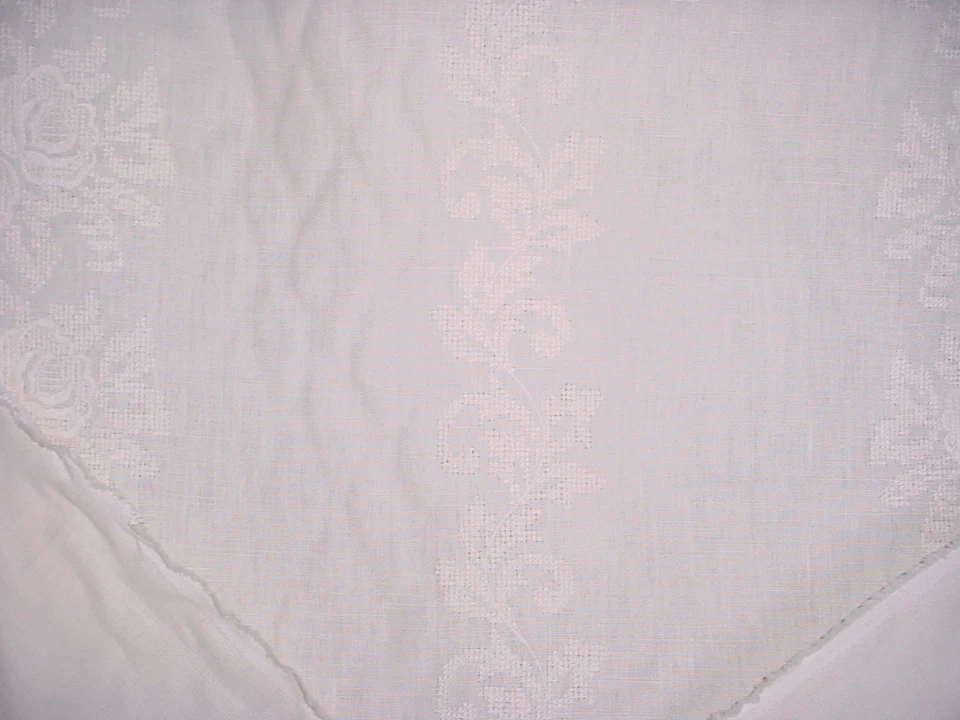 Tela de tapicería camafeo bordado lino georgica 2-1/8 años Ralph Lauren LFY65317F Foto 3 de 4