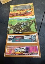 Multiple Tyco model trains and House accessories Vintage Sets