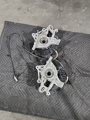 2015-2023 Challenger Charger Scat Pack Hellcat OEM Pair Rear Spindles Hubs 