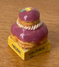 Fève Perso Gâteau Religieuse Rose ❤️Galette des Rois French charm !