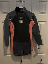 Women  s Body Glove Wetsuit NWT Size 11/12