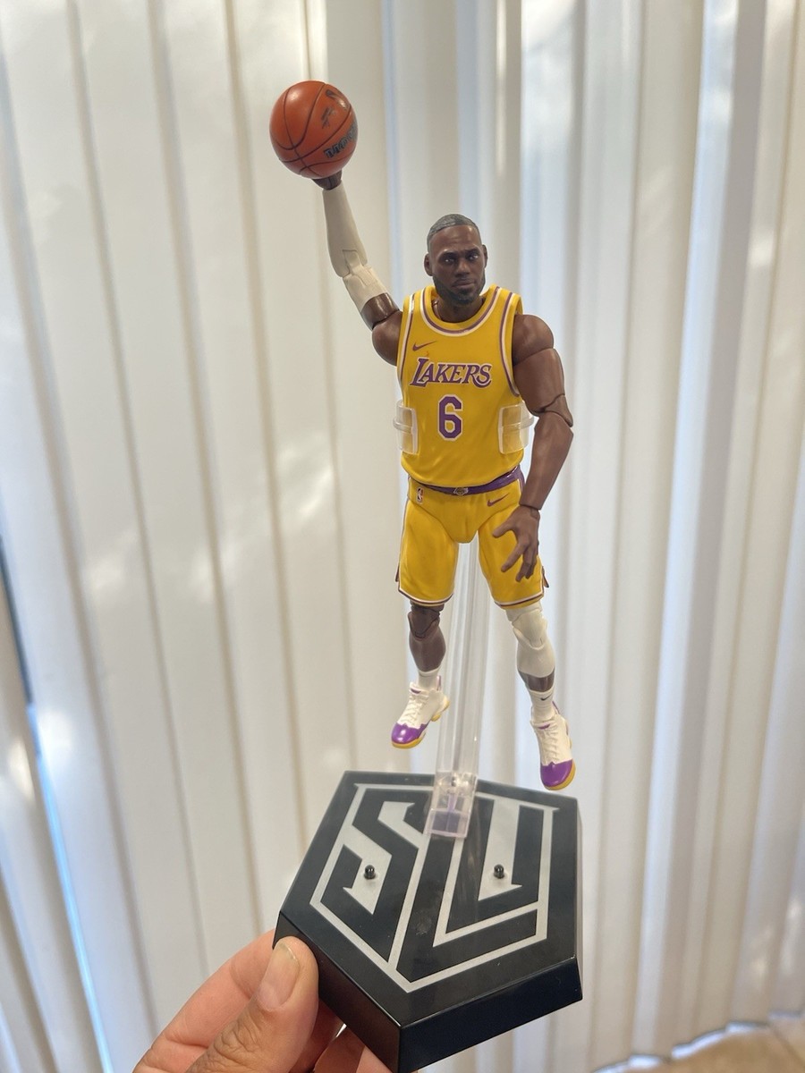Lebron James NBA Starting Lineup LA Lakers 6-Inch Action Figure