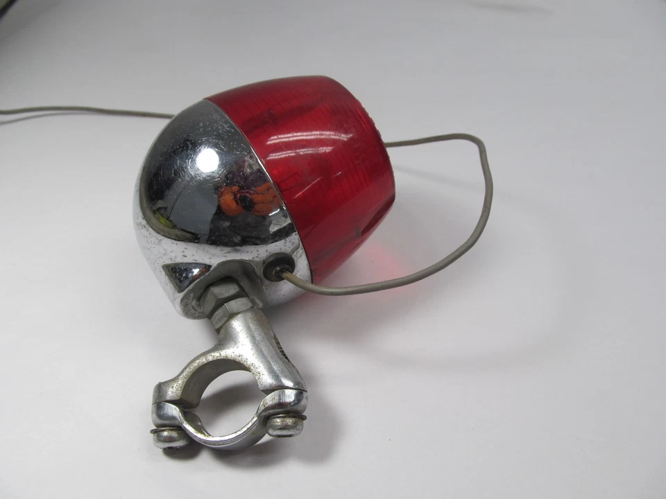 Yamaha AT1 125 1971 intermitente delantero izquierdo Foto 2 de 4