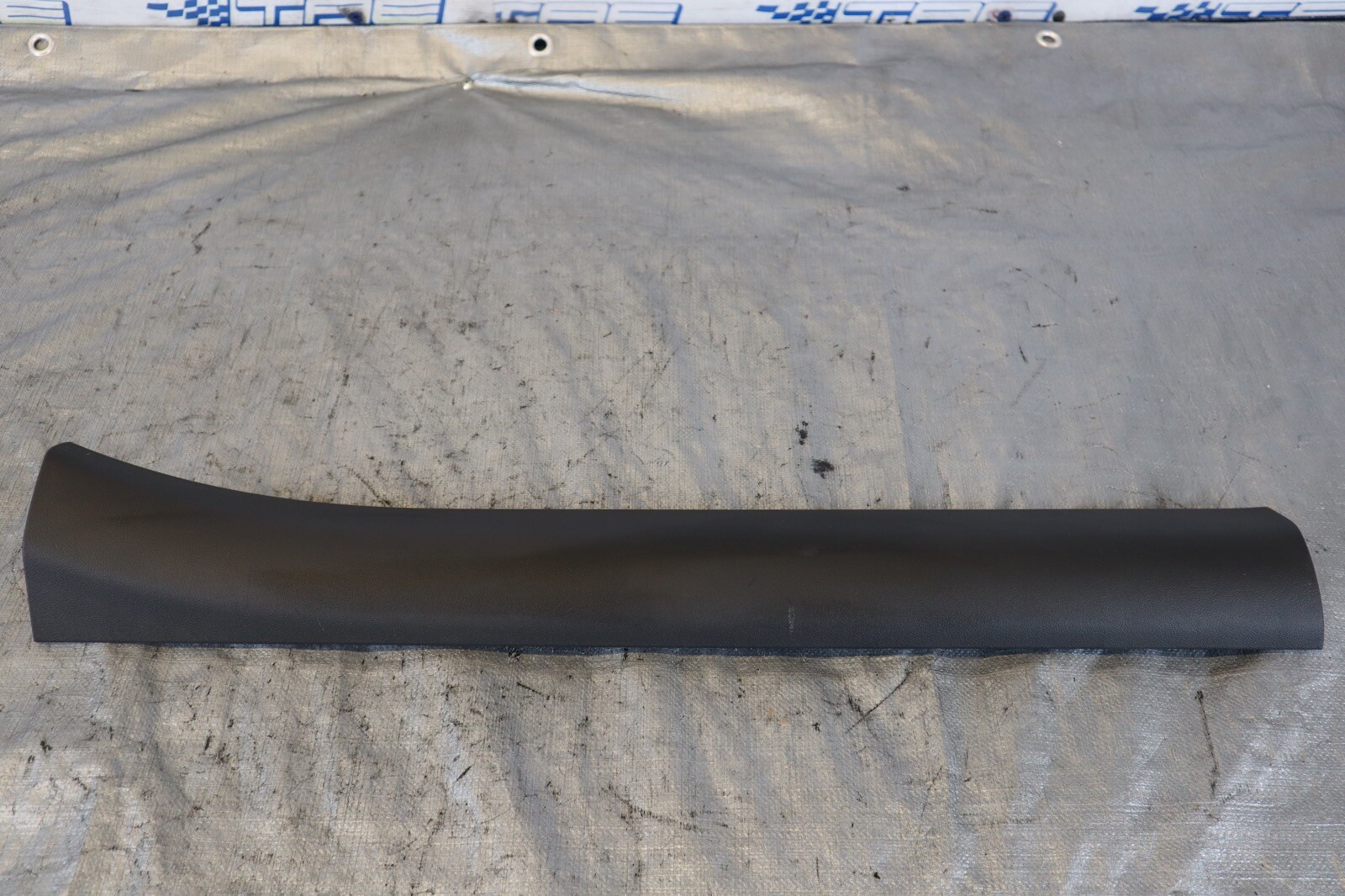 2014 AUDI R8 V8 QUATTRO AWD 4.2L OEM LH INTERIOR DOOR SILL PLATE *SCRATCHES#1339