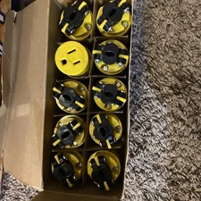 BOX OF 10 PASS & SEYMOUR 5269-SS 2P 3W CONNECTORS