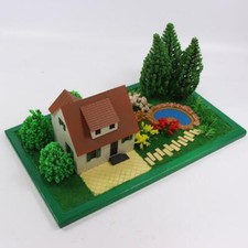 HO Scale 1:87 Architectual House Layout Assemble Model Buidlings Garden Yard Kit