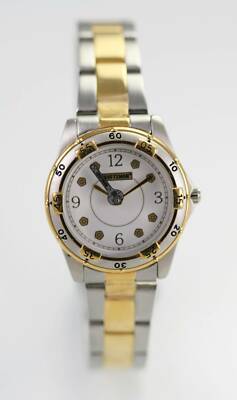 Craftsman Relic Watch Womens Stainless Silver Gold Battery White Water Re Quartz
