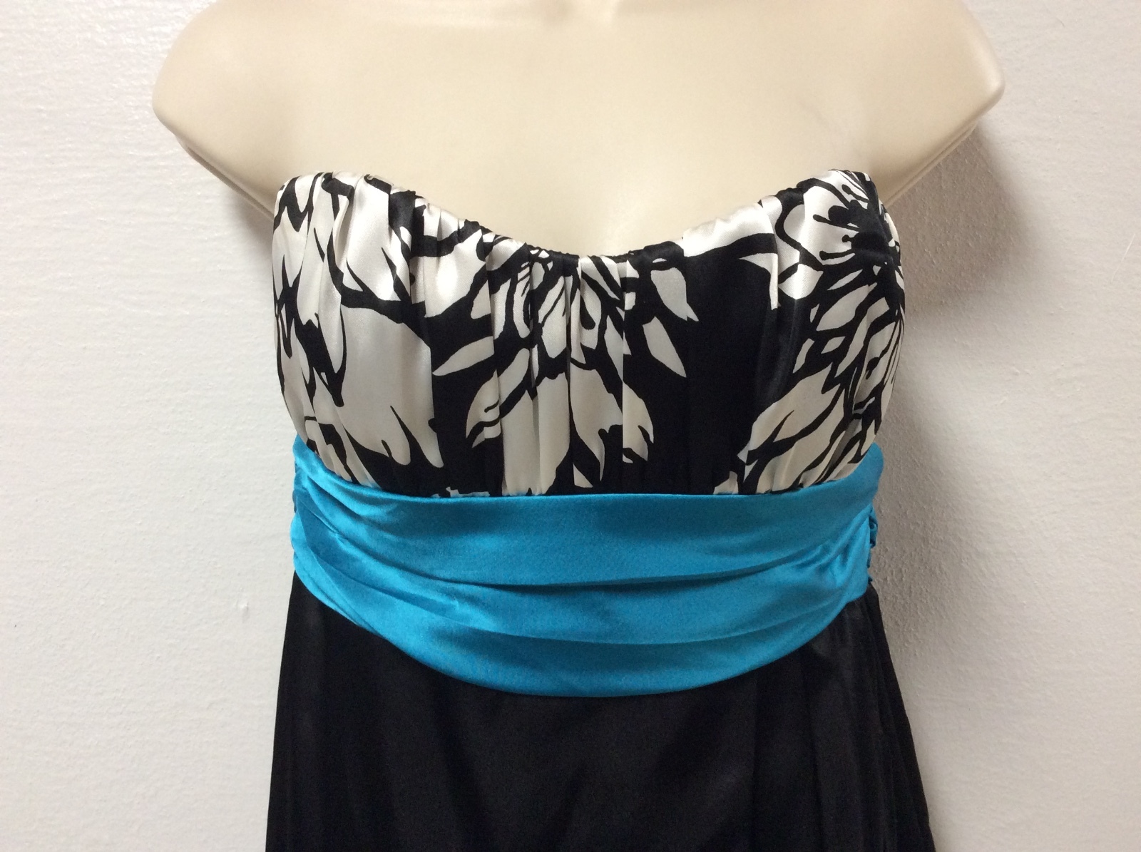 Charlotte Russe Womens Strapless Dress Size 7 in Black Blue White - 34 Cocktail Party-image