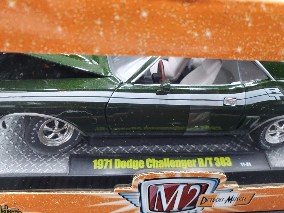 🚦🔥Detroit Muscle MOPAR M2 Machines 1:24 Scale 1971 Dodge Challenger R/T 383🔥 - Image 4 of 4