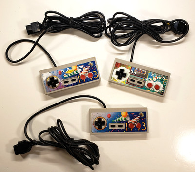 Nintendo Entertainment System [NES-004] Lot 3 Authentic NES Controllers - Tested
