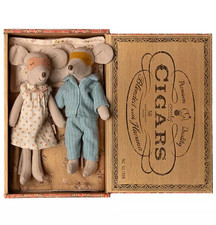 Maileg Mum Dad in cigarbox NEW