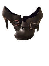 Black-Buckle Jessica Simpson Pump
