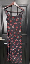 Women  s floral-print dress in the Red Rose Colorway Size M
