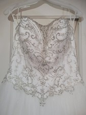 Brand new size 6 ballroom dream dress With Veil And Garmet Bag