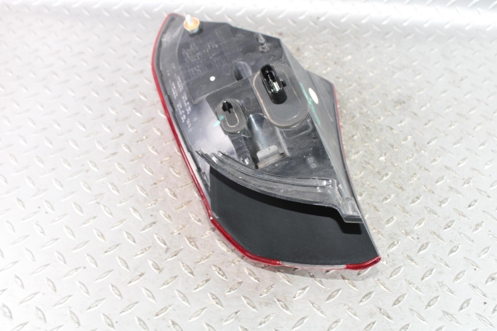 14-19 Ghibli Quarter Panel Driver LH Taillight Tail Light Lamp Lens Factory OEM