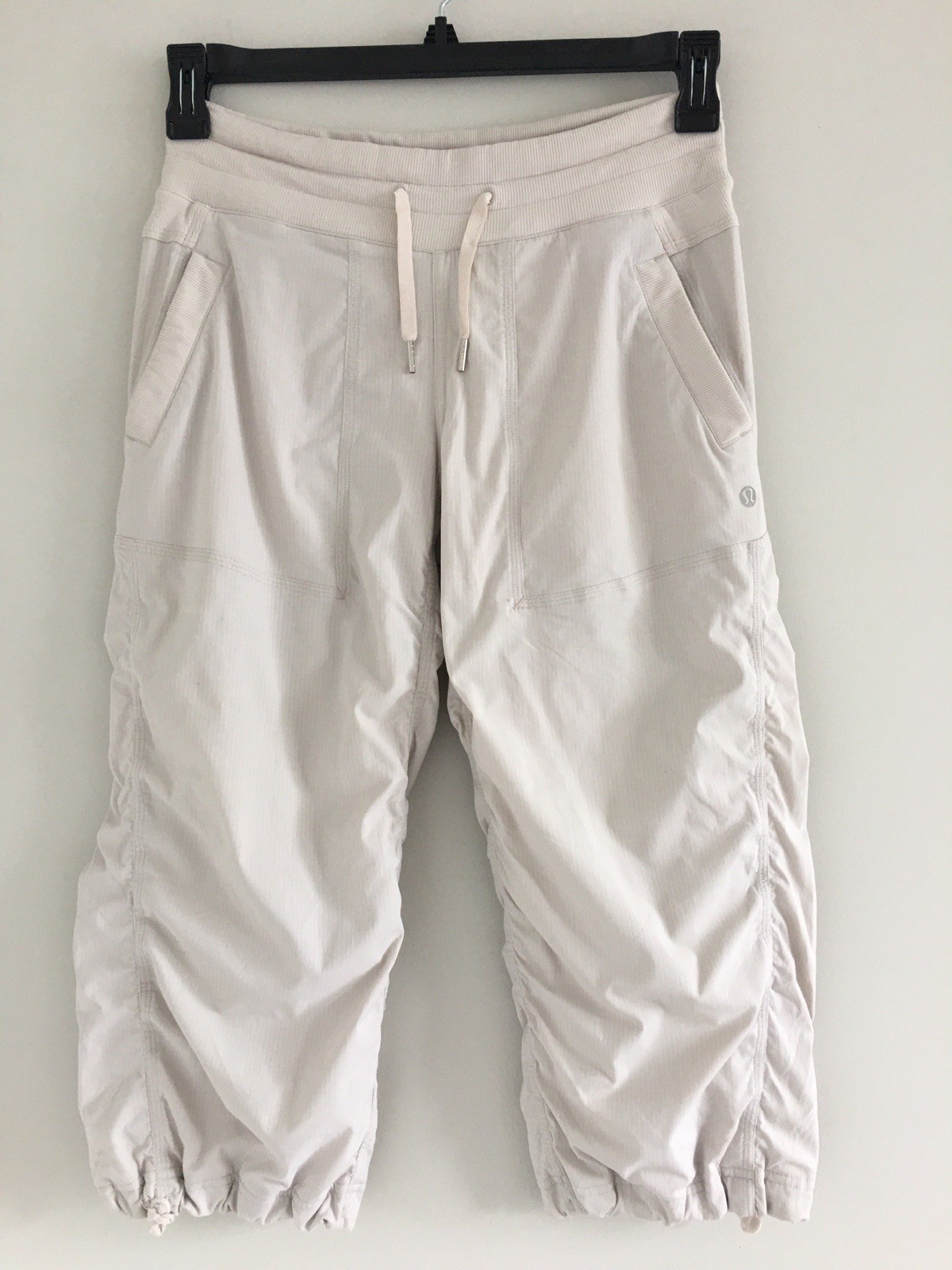 LULULEMON LIGHT BEIGE ELASTIC DRAWSTRING WAIST LI… - image 1