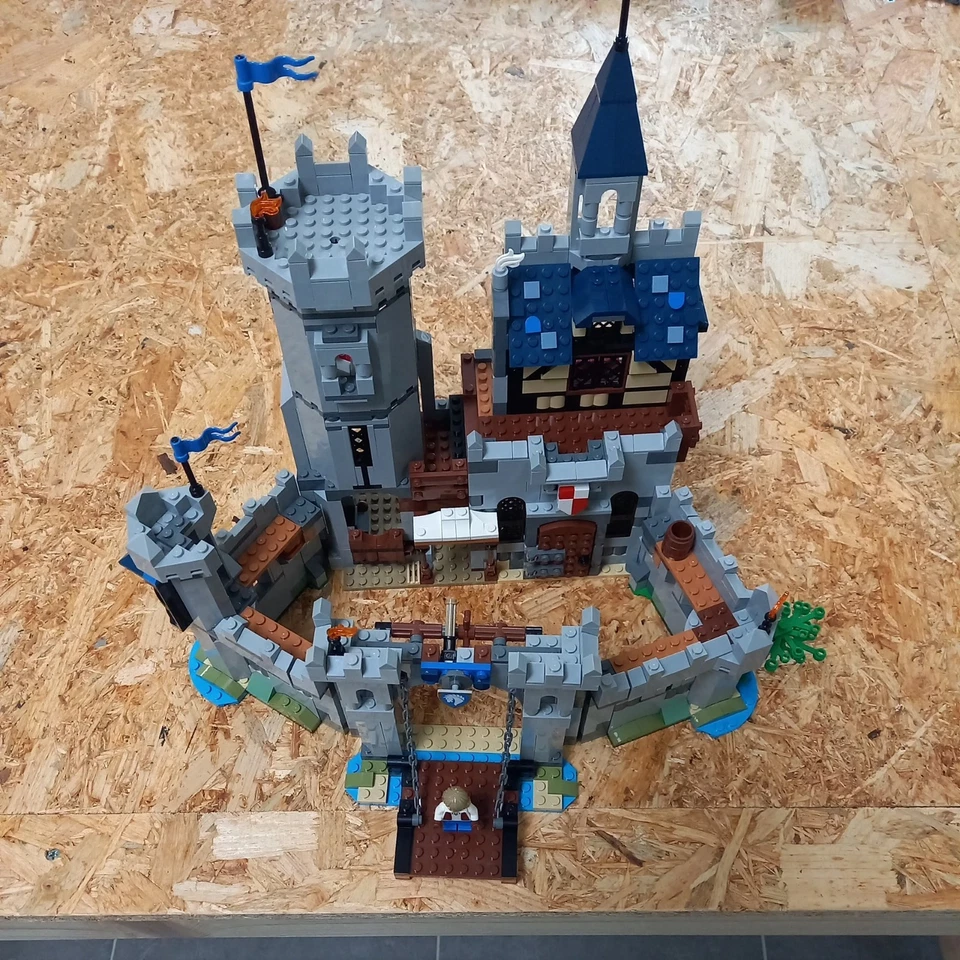 LEGO Creator 31168 Medieval Horse Knight Castle, photo 1 sur 5