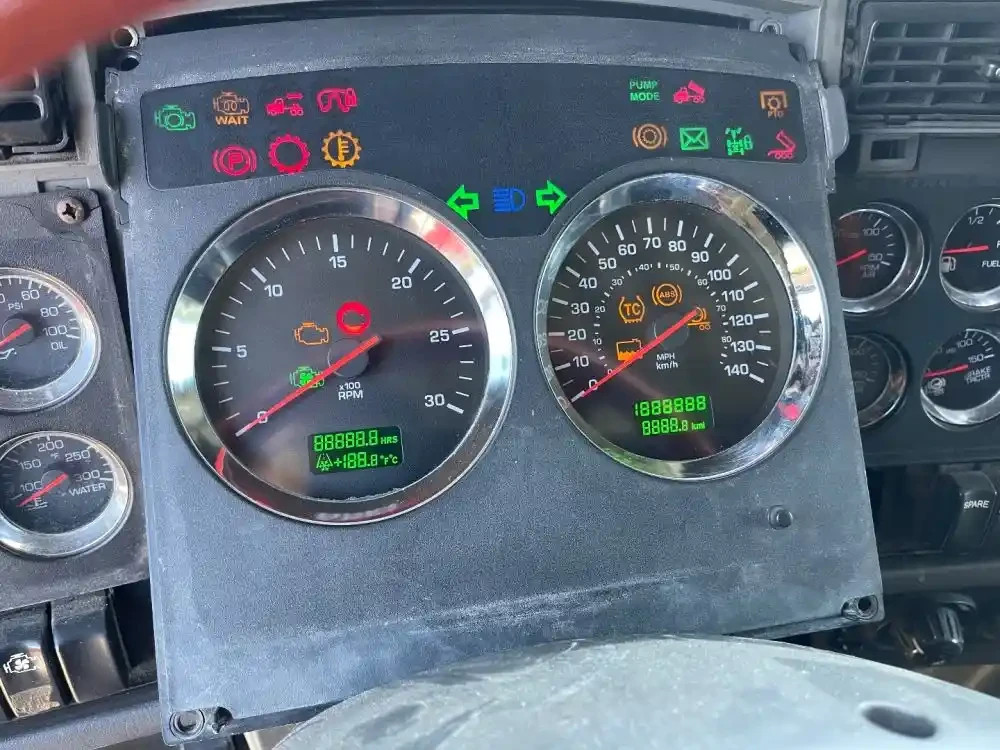 2006 Kenworth T800 Instrument Cluster (KPH) P/N: Q43-1088-12-100