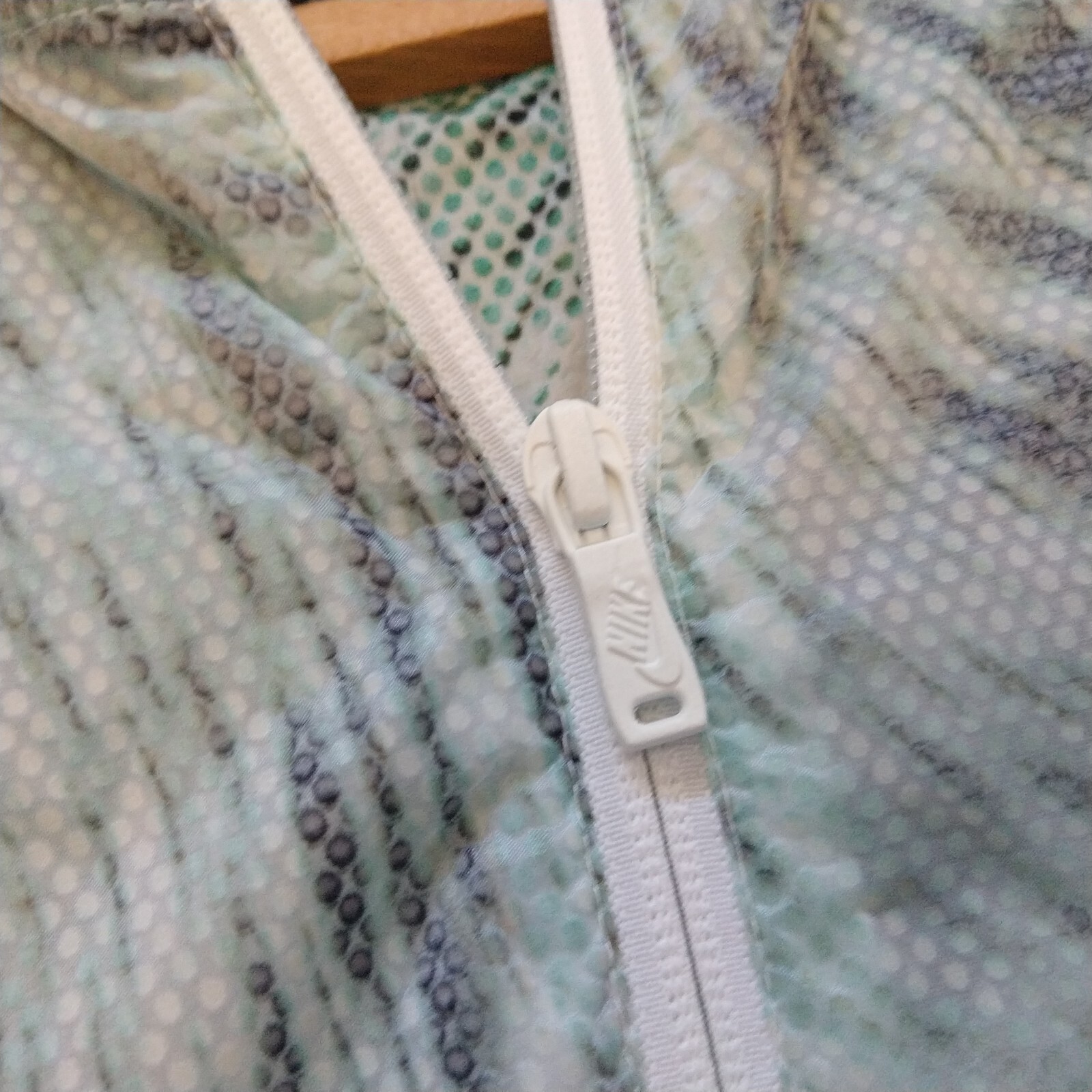 Nike Tech Hyperfuse Windrunner Jacket Size M Full… - image 9