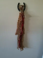 Hanging Tree Designs Handcrafted Horseshoe Conch and Twine/Yarn Wall Hanging