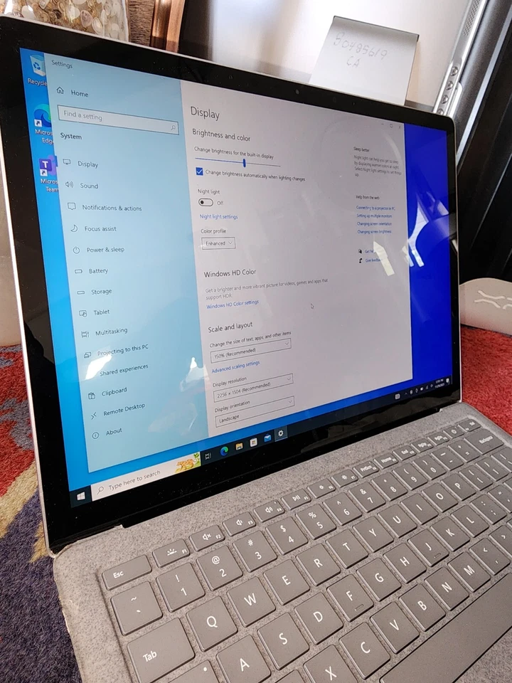 Microsoft Surface Laptop 4 13.5" Táctil AMD Ryzen 5 16GB Ram 256GB SSD Win10,chgr Foto 4 de 4