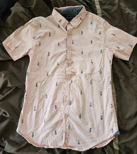 Mens Dirty Laundry Brand Button Down Pink With Blue Pineapples Short Sleeve...
